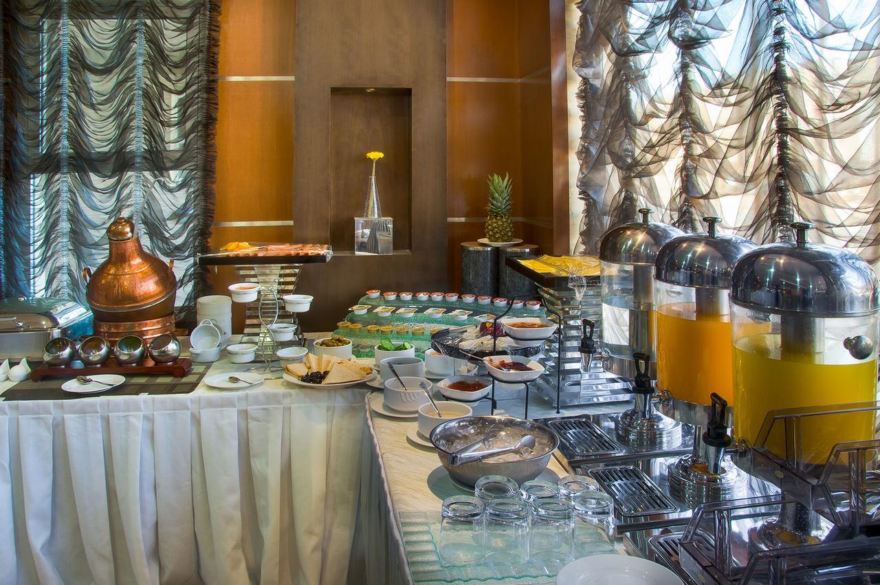 Diyafat Al Saada Serviced Apartments - Ishbillia Рияд Екстериор снимка