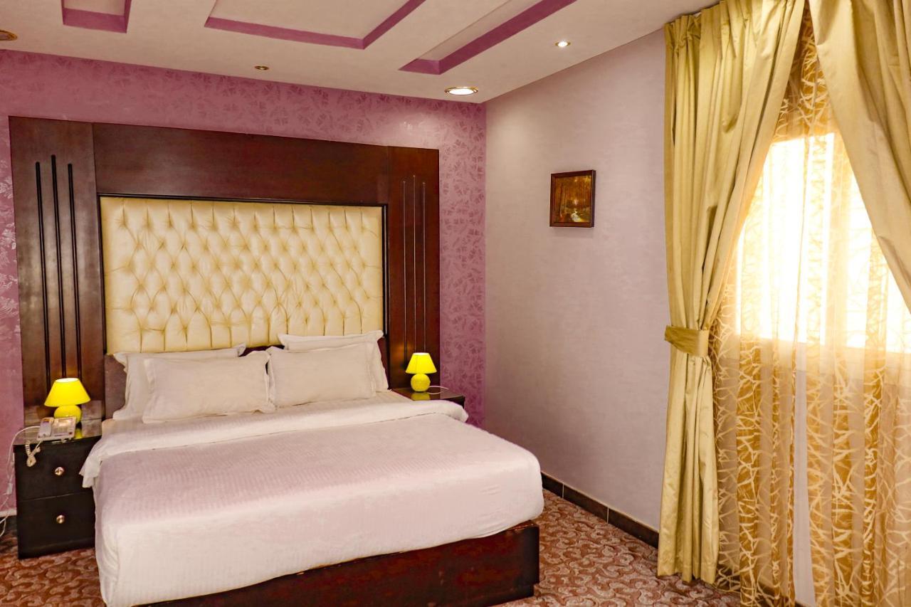 Diyafat Al Saada Serviced Apartments - Ishbillia Рияд Екстериор снимка